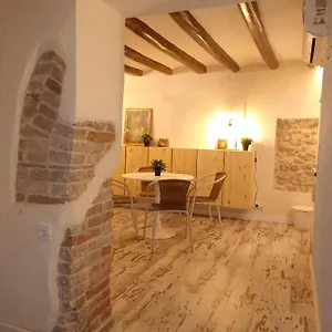  Apartamento Petra -old With Terrace And Barbecue-